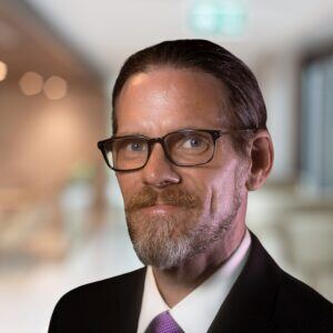 Robert-Kutner-300x300 Robert-Kutner-300x300